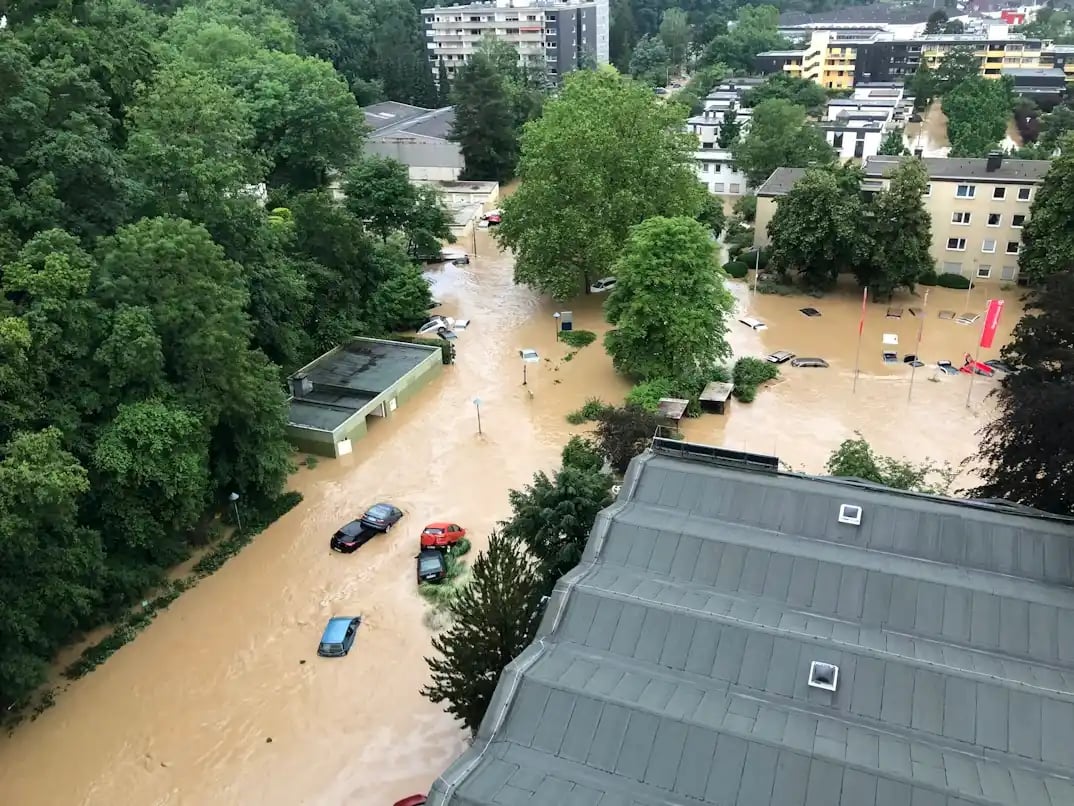 Flood-prone commercial warehouse in South Huntsville affected by impervious surface runoff